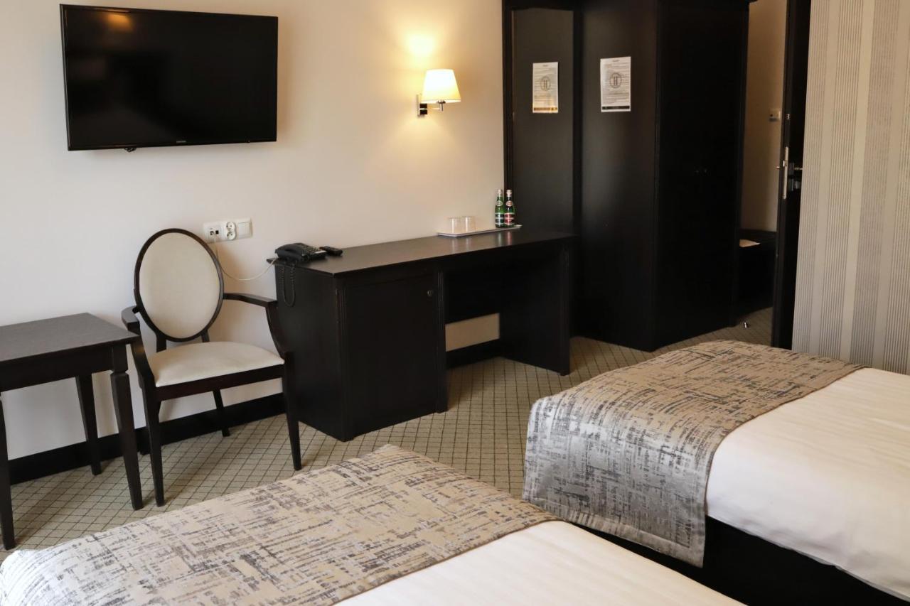 Włoszakowice Hotel Toscania מראה חיצוני תמונה