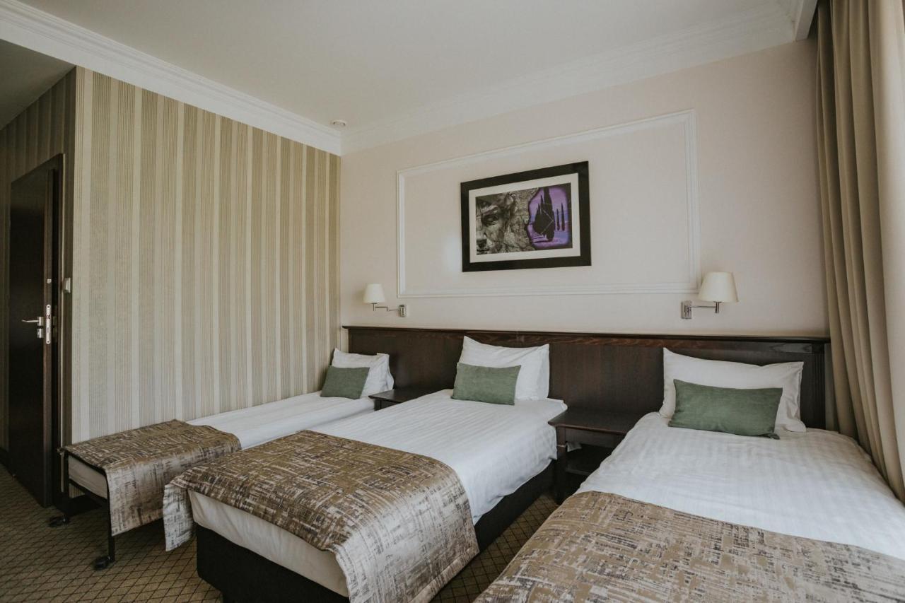 Włoszakowice Hotel Toscania מראה חיצוני תמונה