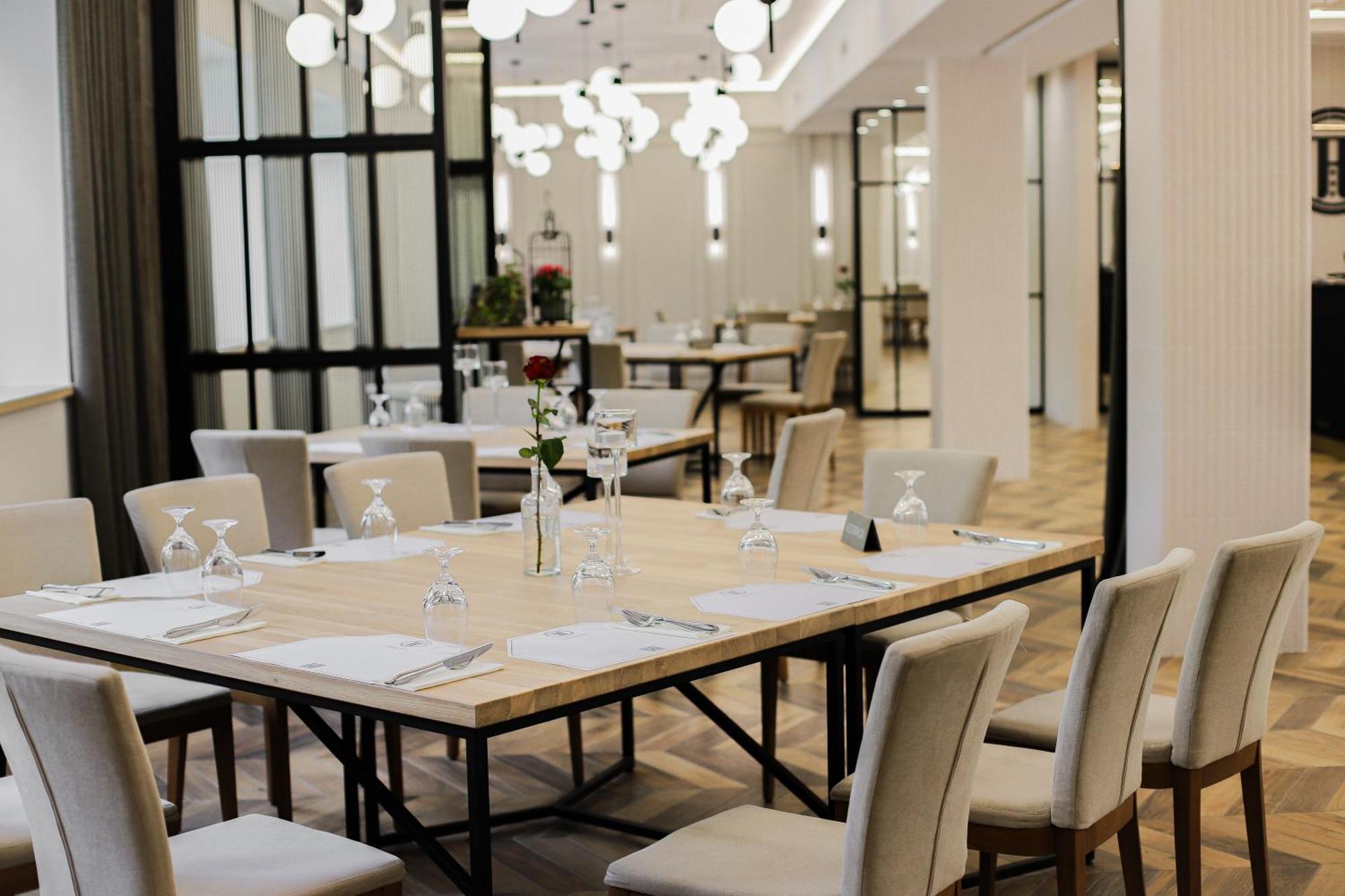 Włoszakowice Hotel Toscania מראה חיצוני תמונה