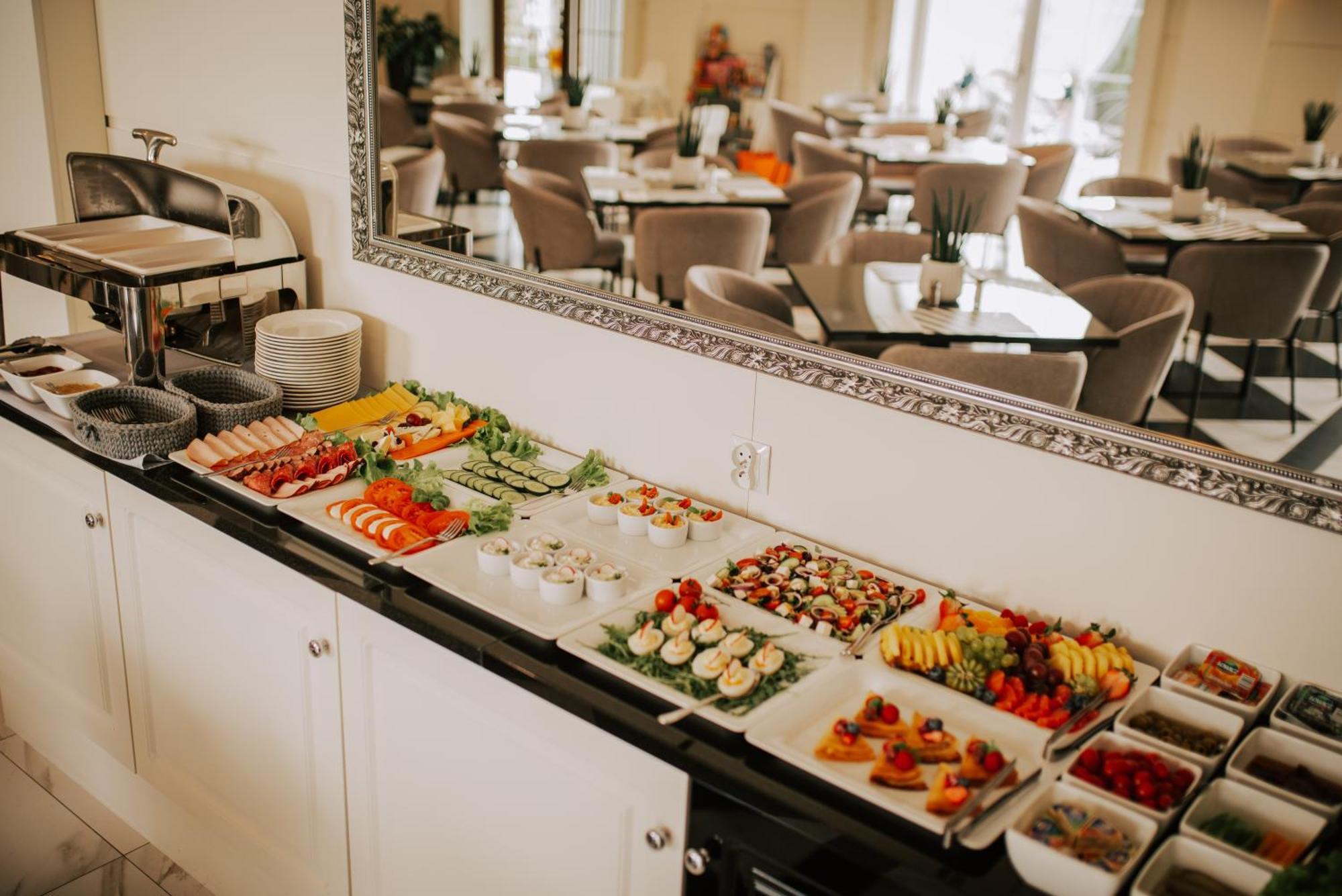 Włoszakowice Hotel Toscania מראה חיצוני תמונה