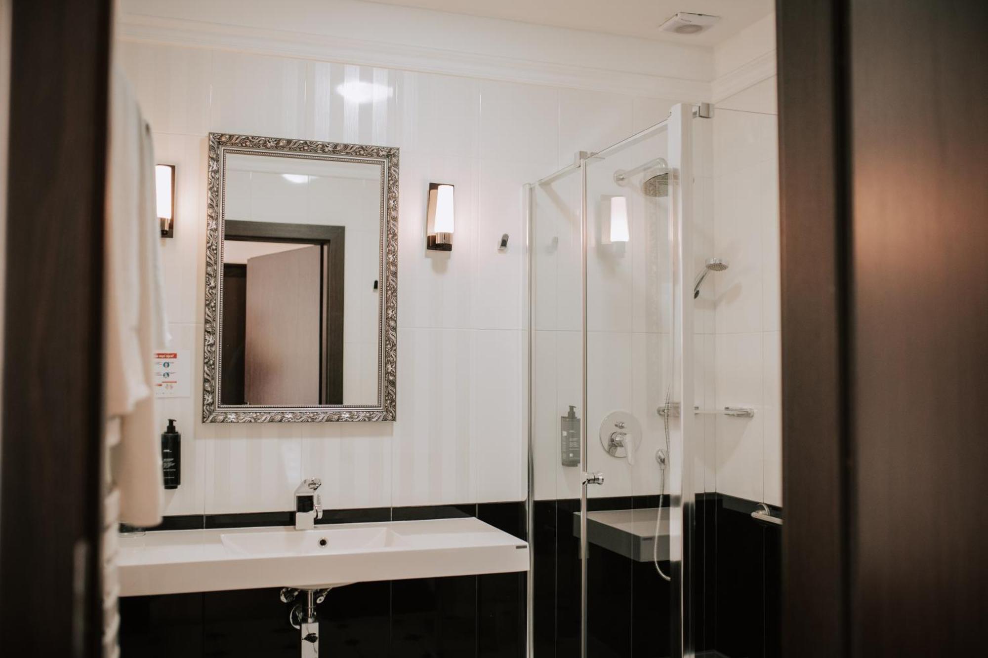 Włoszakowice Hotel Toscania מראה חיצוני תמונה