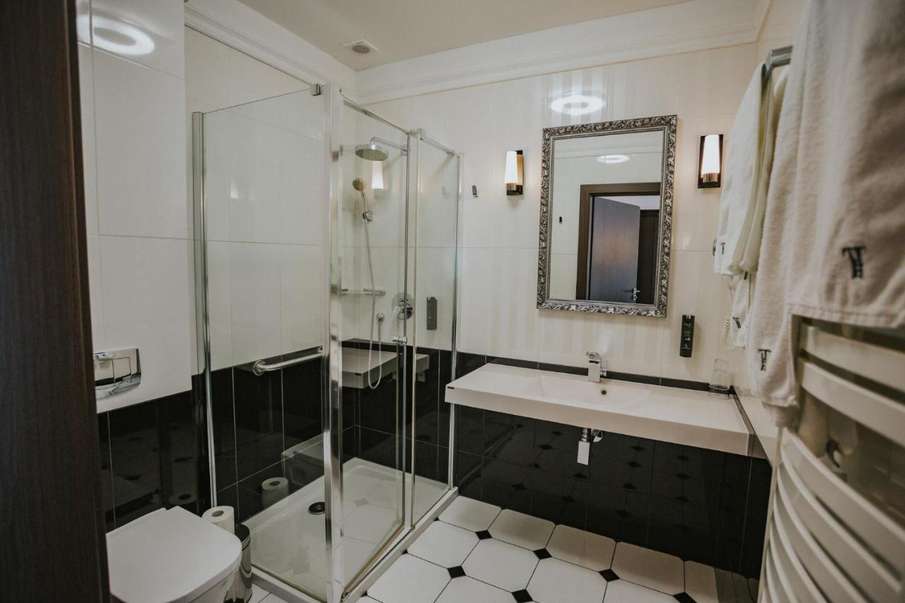 Włoszakowice Hotel Toscania מראה חיצוני תמונה